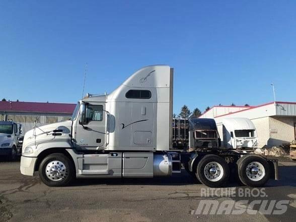 Mack PINNACLE CXU613 Çekiciler