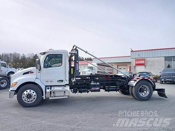 Peterbilt 537 Diger