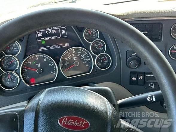 Peterbilt 567 Damperli kamyonlar
