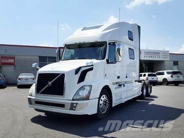 Volvo VNL64T780 Çekiciler