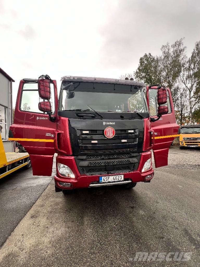 Tatra T158 Flatbed kamyonlar