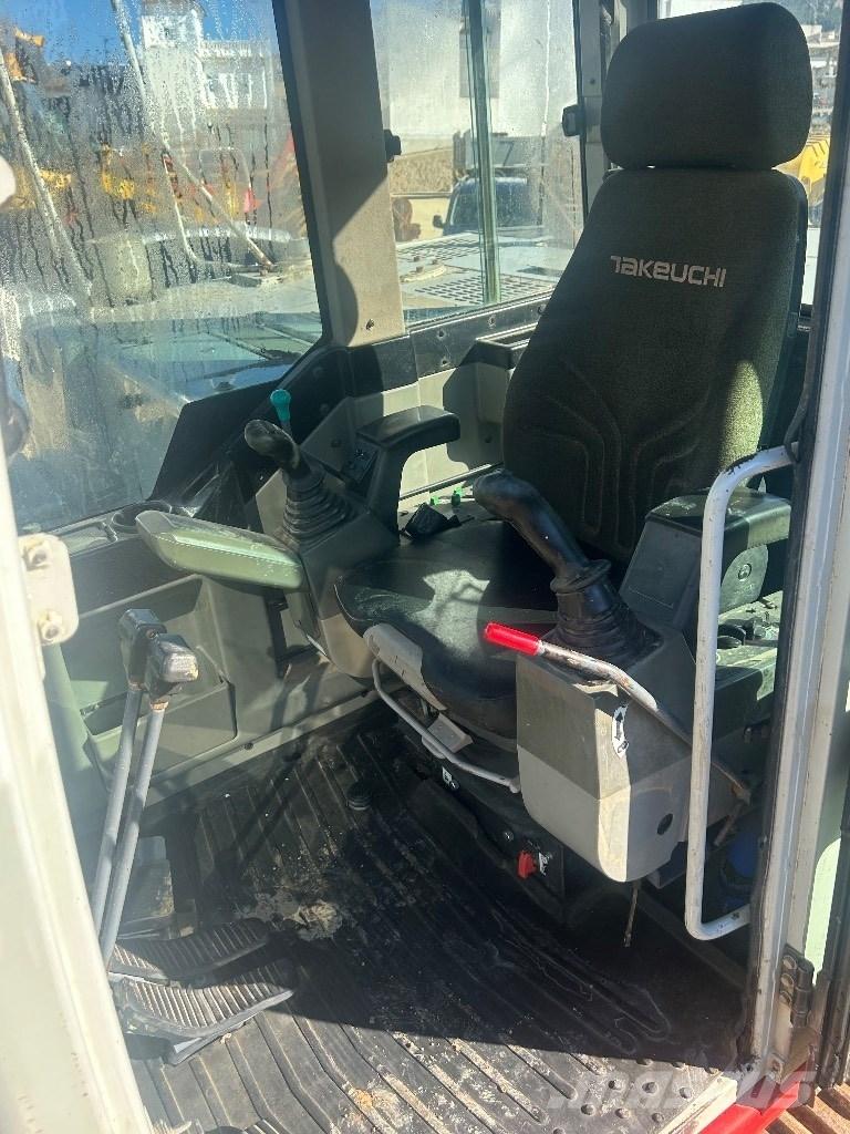 Takeuchi Tb 1140 Paletli ekskavatörler