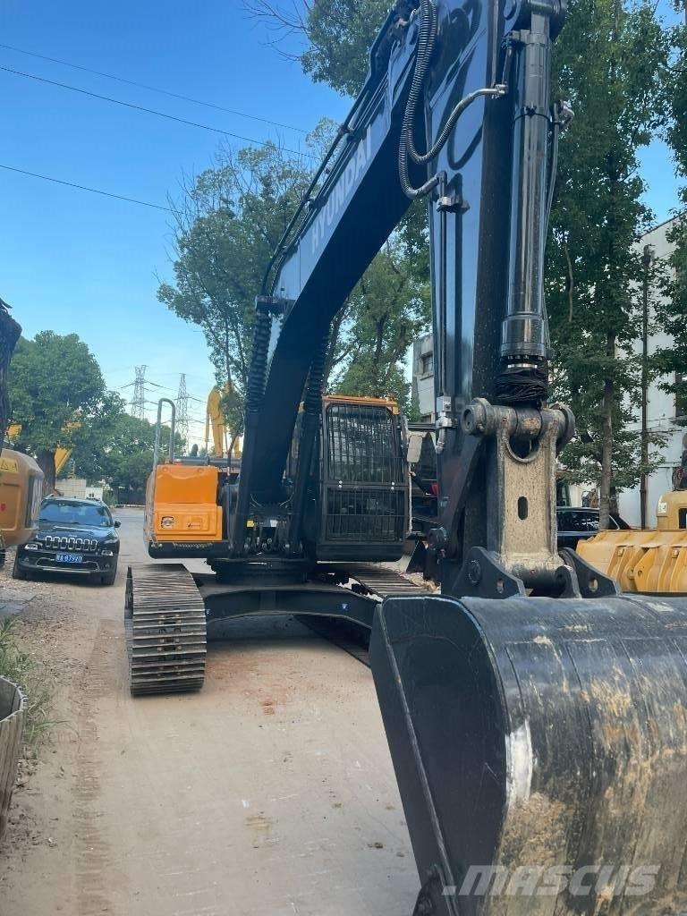 Hyundai 220HX Paletli ekskavatörler
