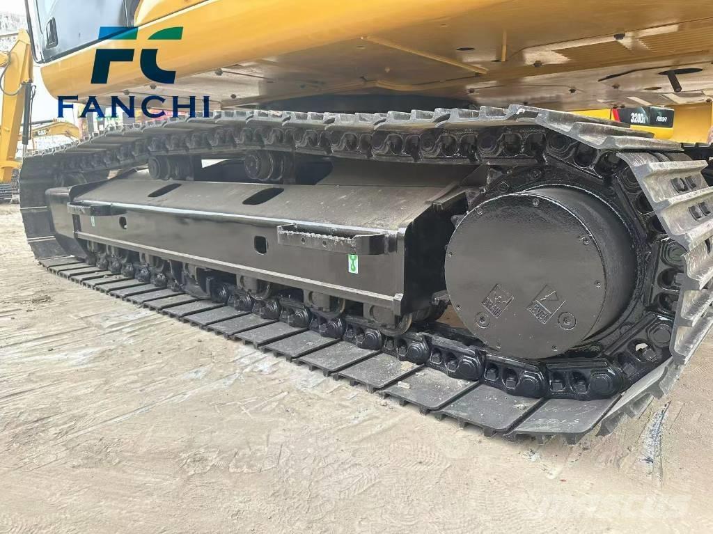 CAT 320gx Paletli ekskavatörler