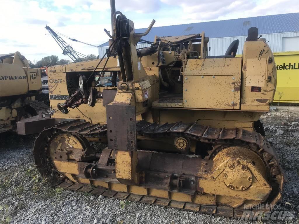 CAT 561 D Boru döşeme dozerleri