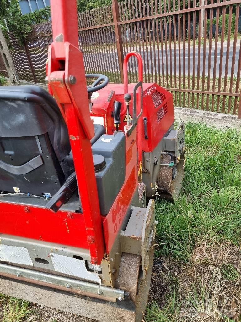 Bomag BW 100 AD M-2 Çift tamburlu silindirler