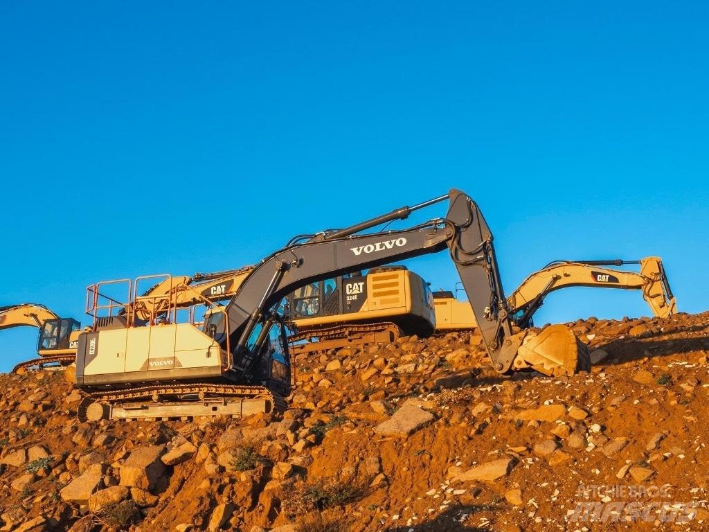 Volvo EC 220 E Paletli ekskavatörler