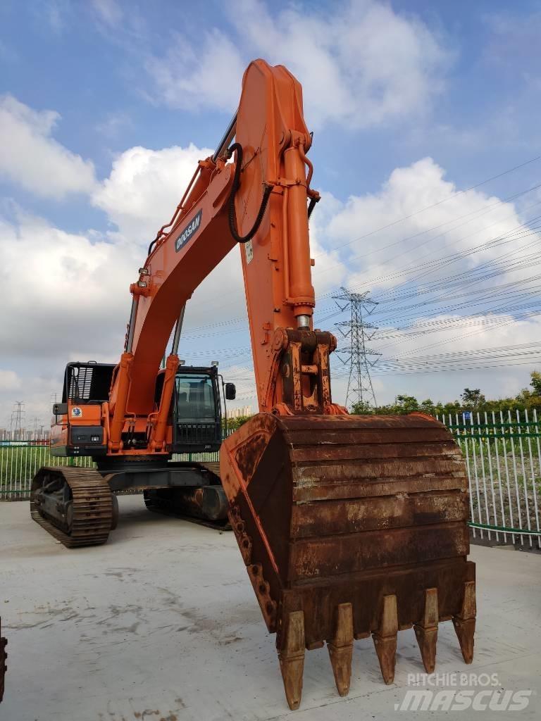 Doosan DX 500 LCA Paletli ekskavatörler