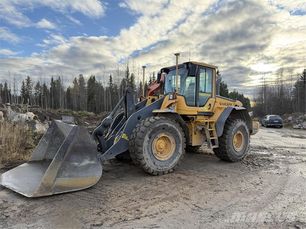 Volvo L120F Tekerlekli yükleyiciler