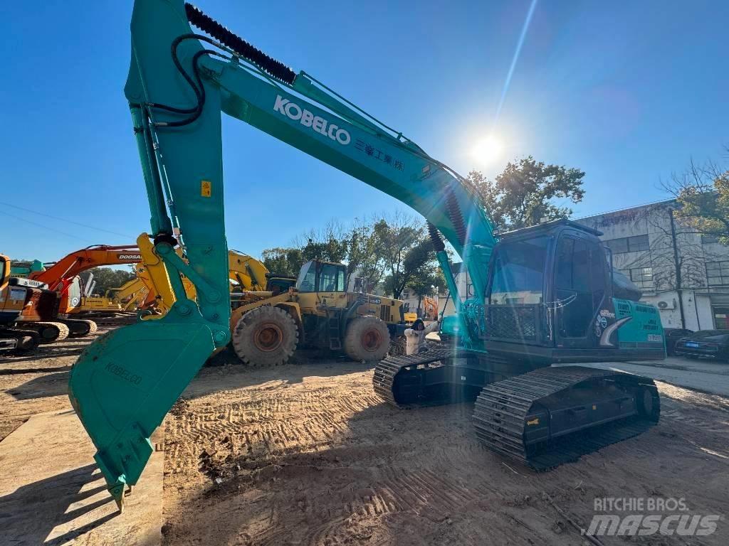 Kobelco SK 200-8 Paletli ekskavatörler