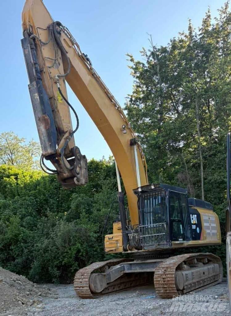 CAT 352 F Paletli ekskavatörler