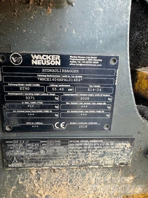 Wacker Neuson ET 90 Paletli ekskavatörler