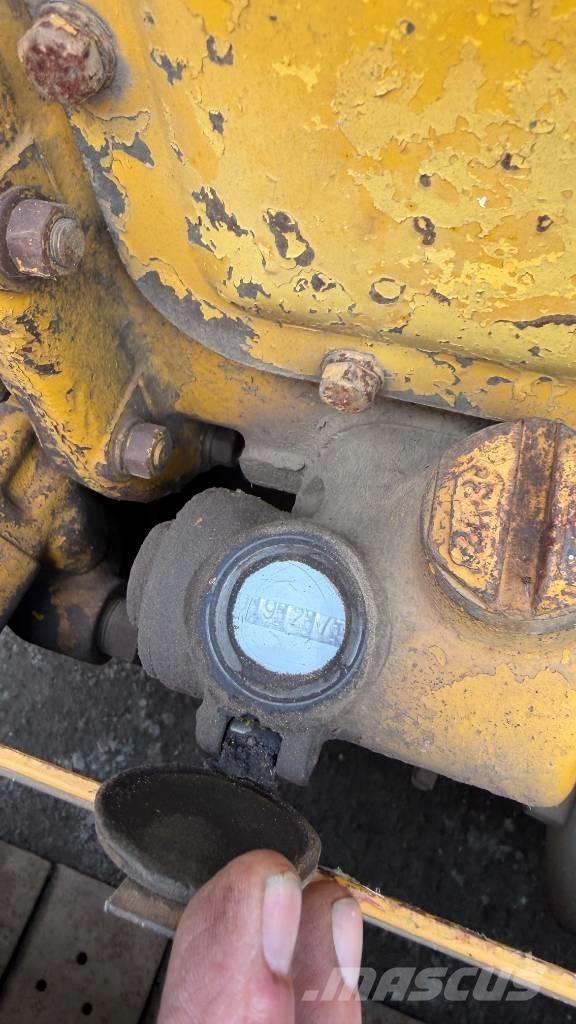 CAT D 2 Paletli dozerler