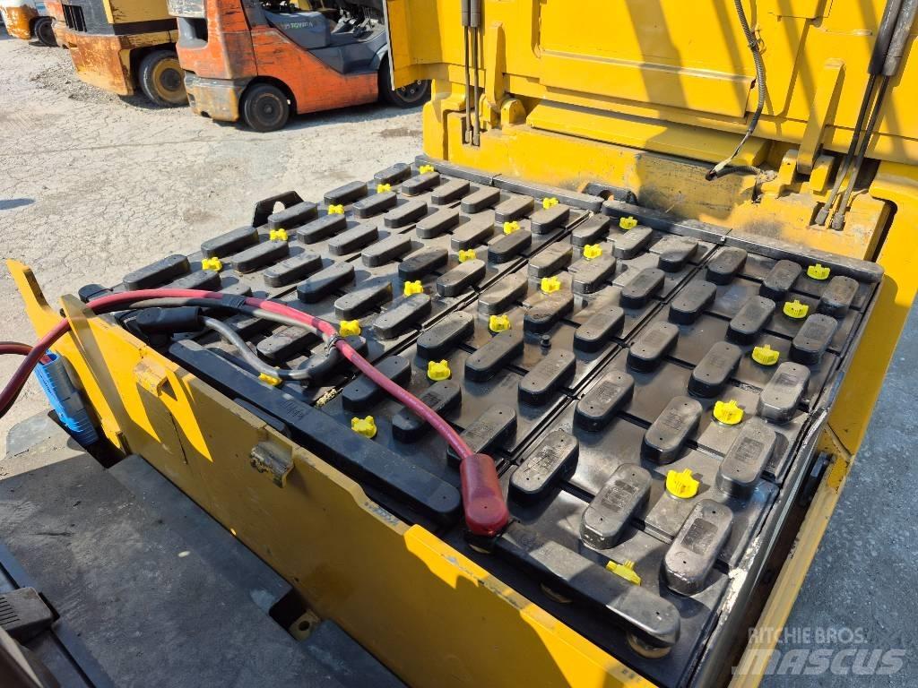 CAT E 12000 Elektrikli forkliftler
