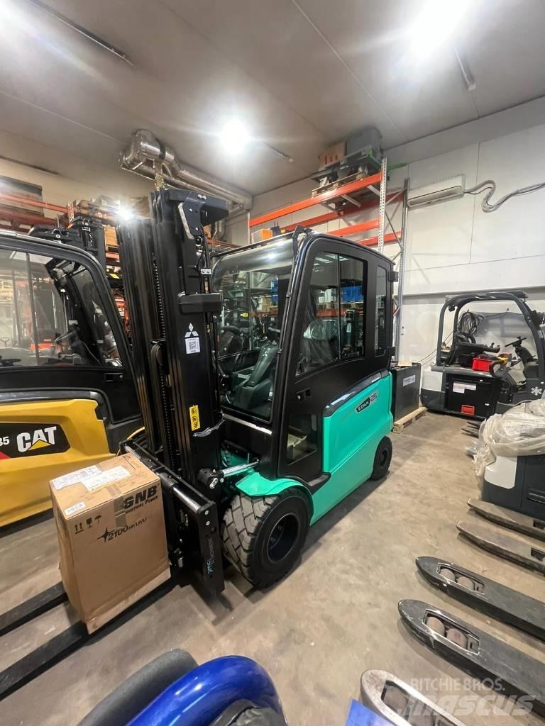 Mitsubishi FB25ACN Elektrikli forkliftler