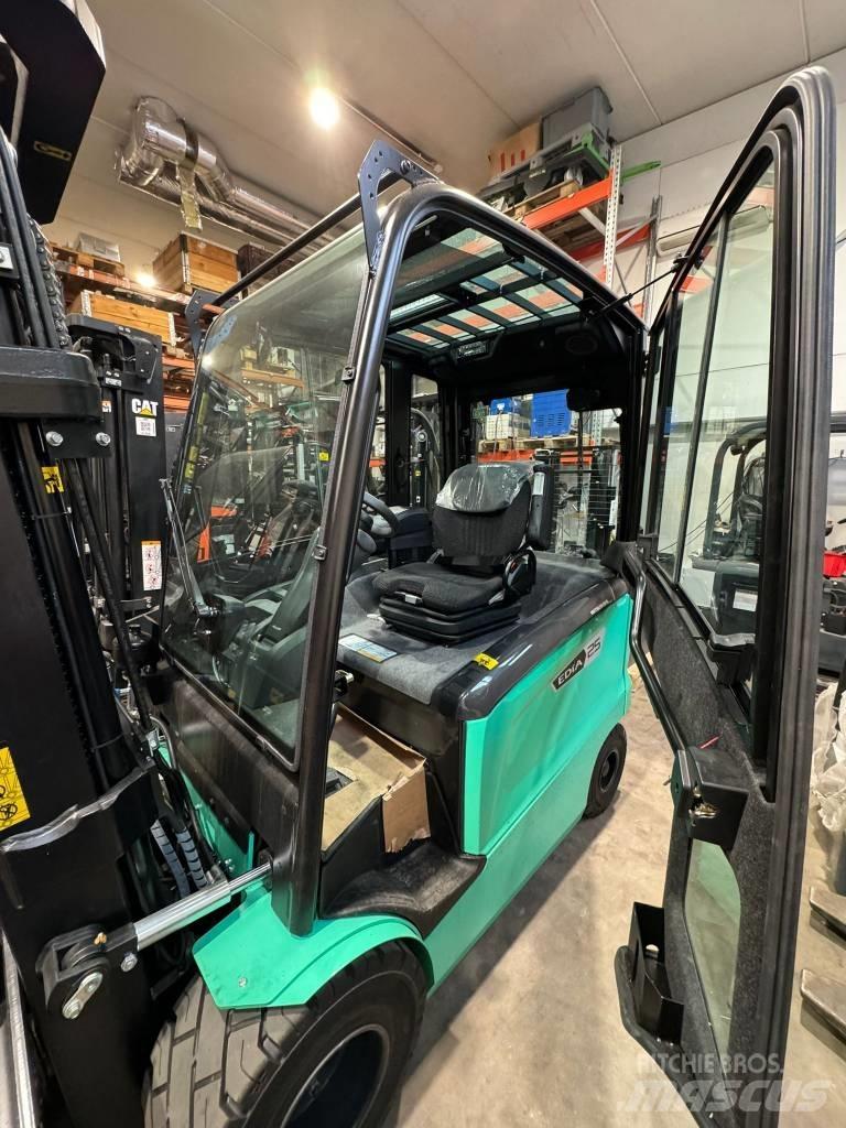 Mitsubishi FB25ACN Elektrikli forkliftler