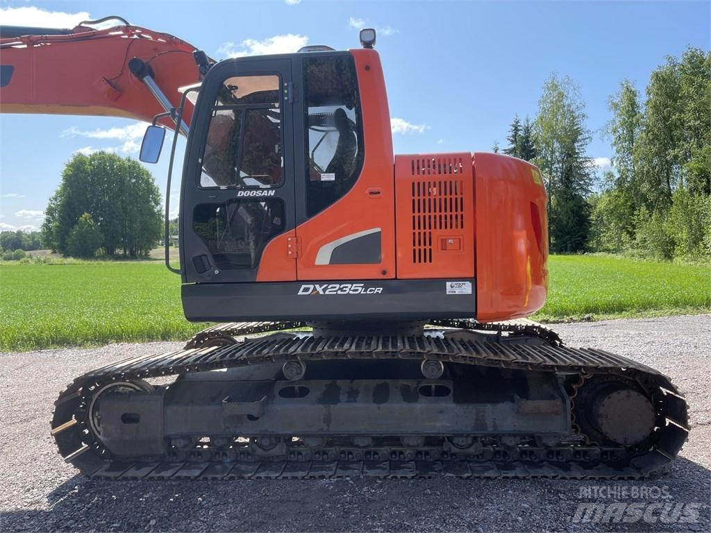 Doosan DX 235 LCR Paletli ekskavatörler