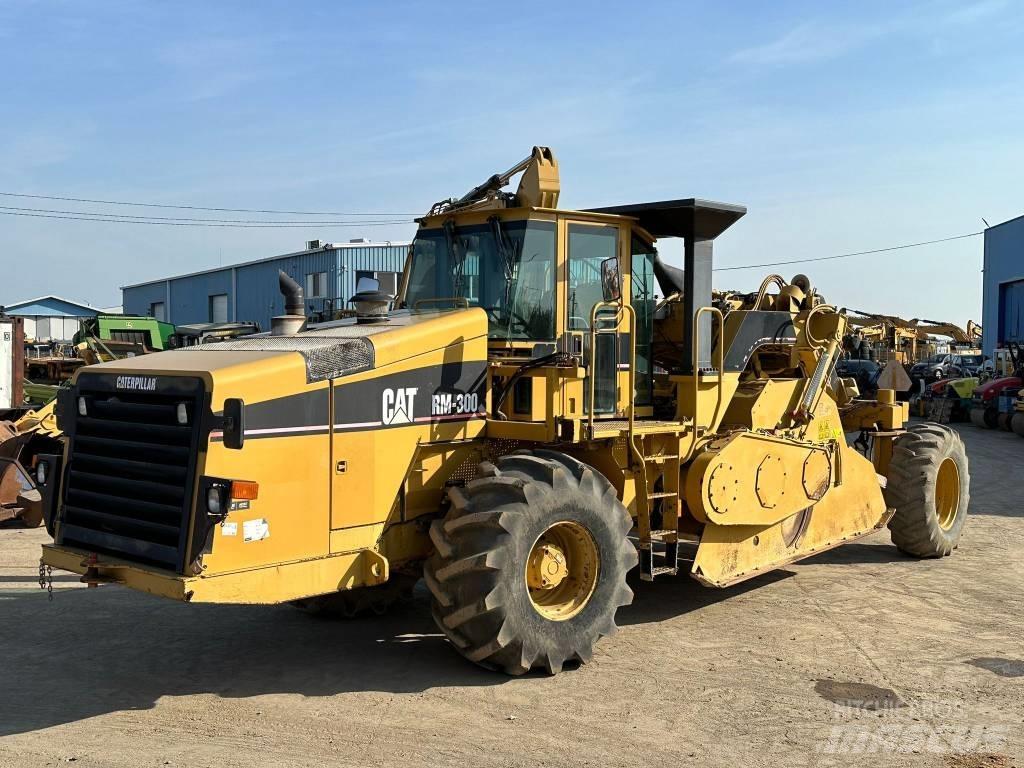 CAT RM 300 Asfalt geri dönüsüm makinalari