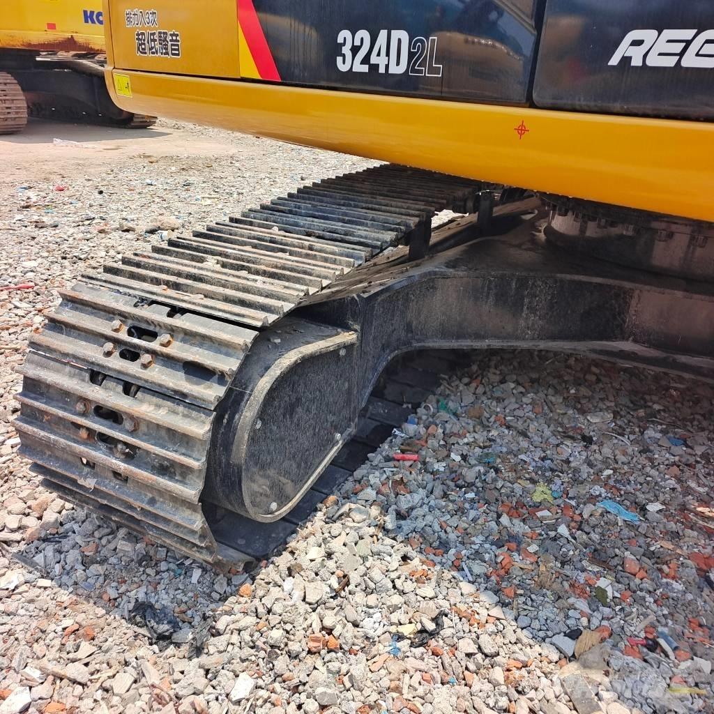 CAT 324 D L Paletli ekskavatörler