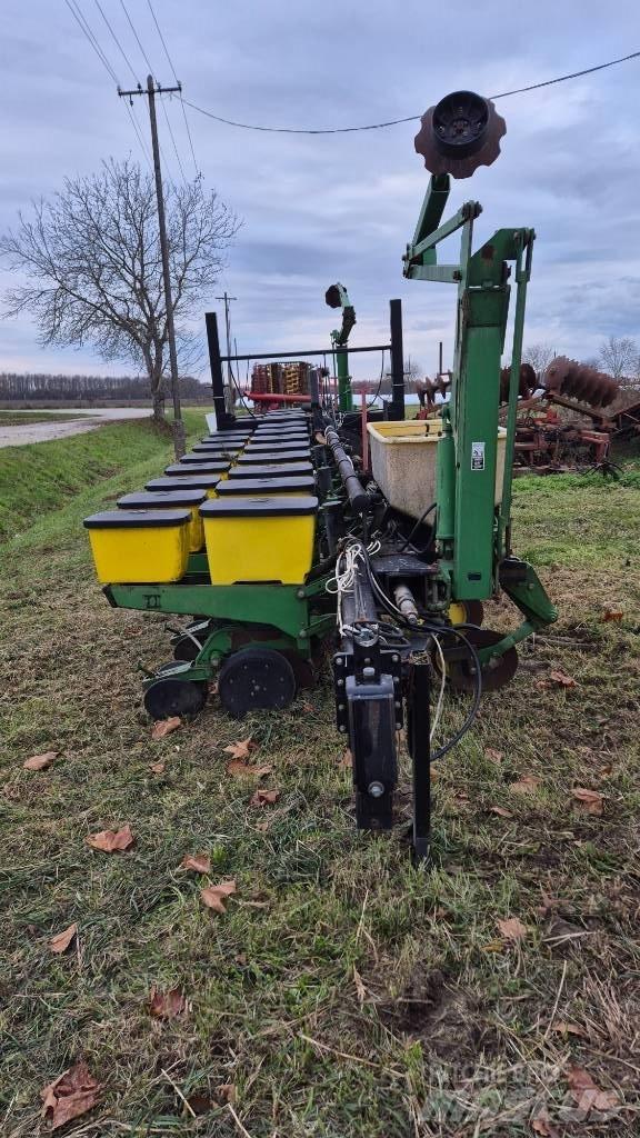 John Deere 1760 Ekiciler