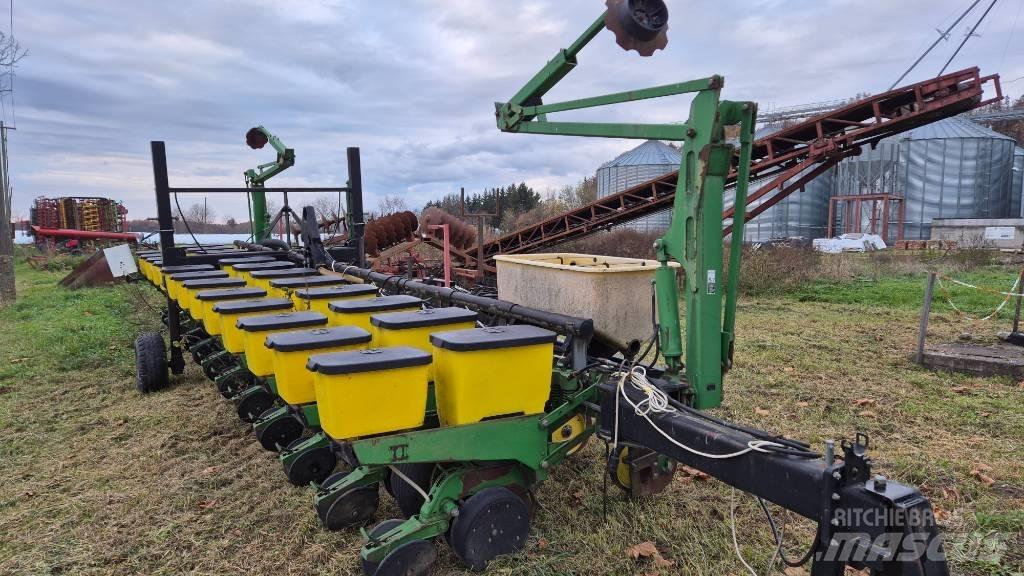 John Deere 1760 Ekiciler