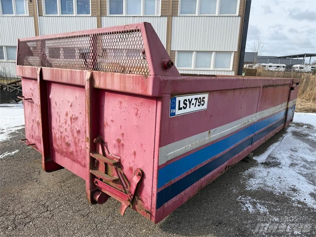Sisu R500 8X2 Çekiciler