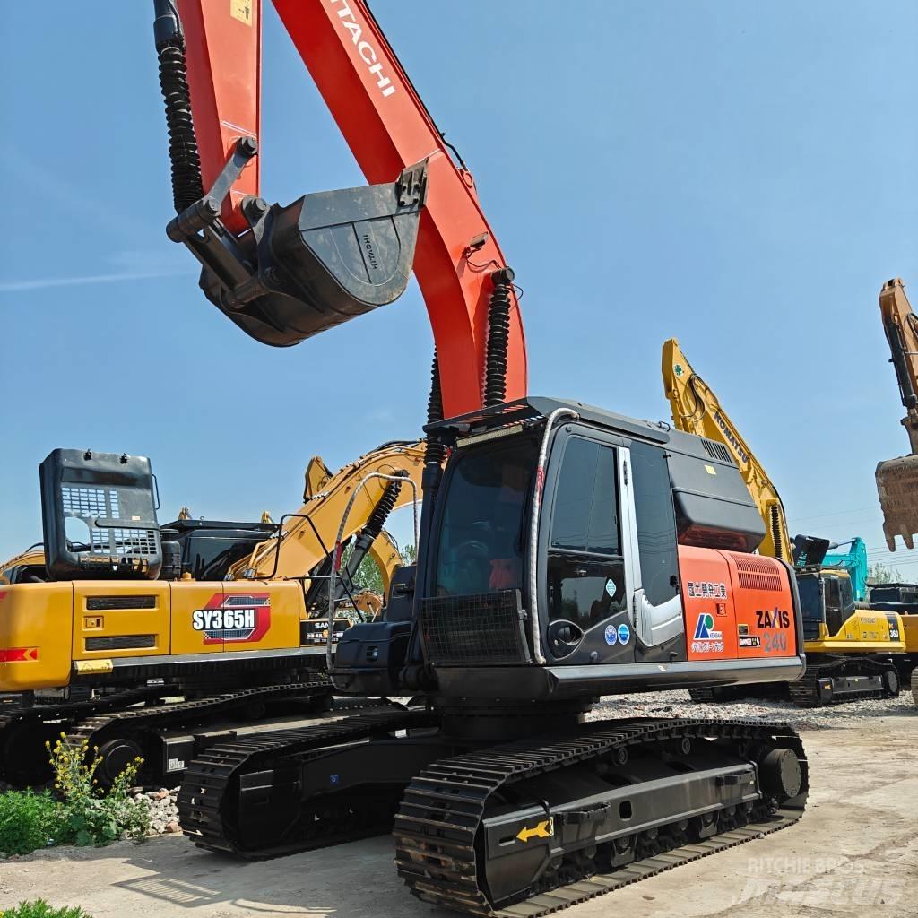 Hitachi 240LC-3 Paletli ekskavatörler