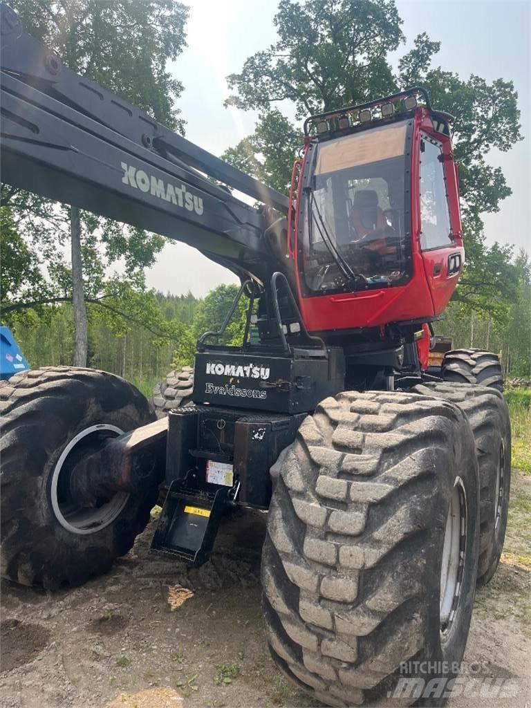 Komatsu 951 Biçerdöverler
