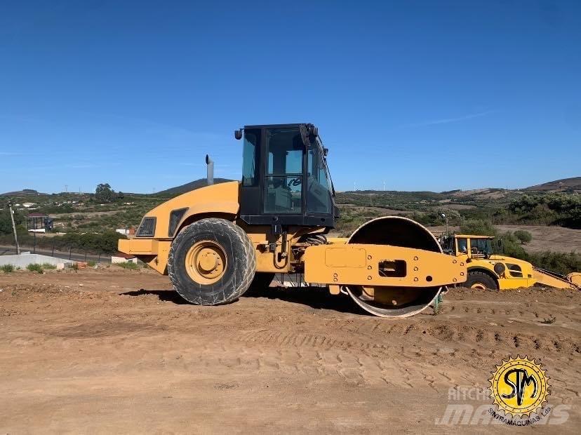 CAT CS 563 E Tek tamburlu silindirler