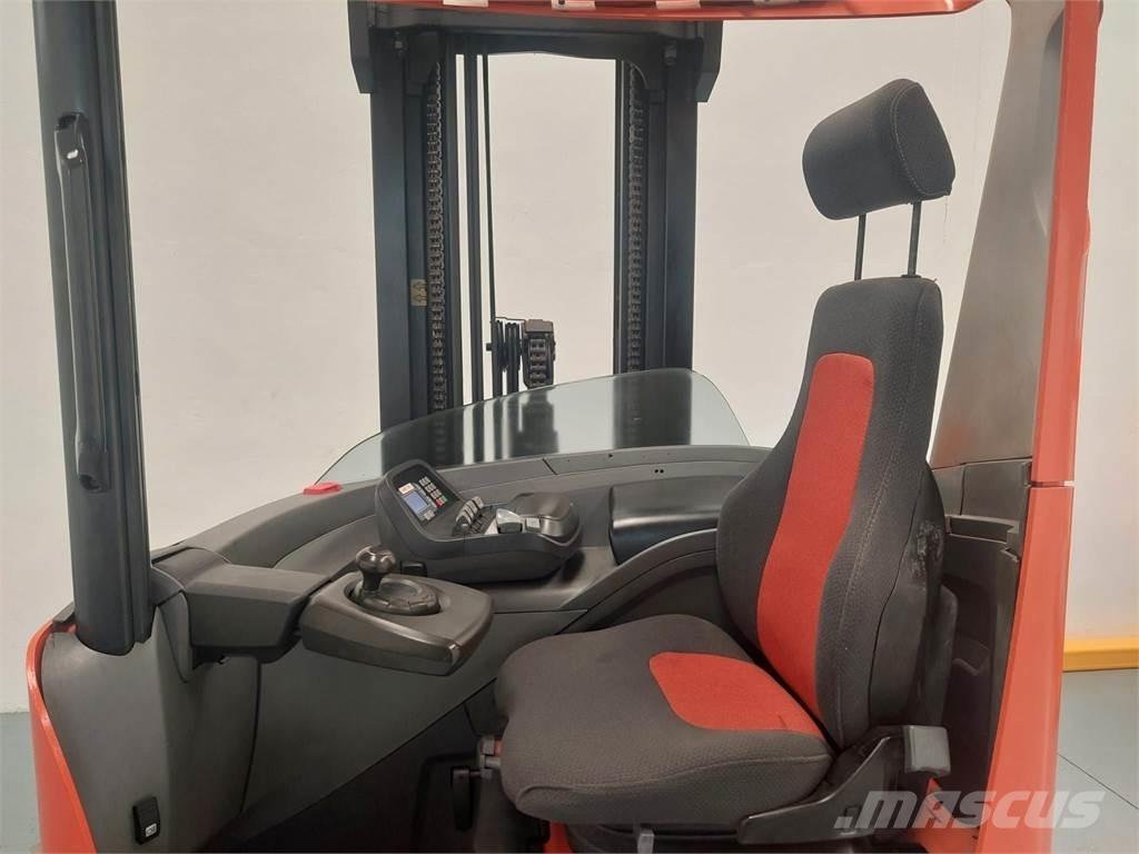 BT RRE 140 H Reach truck - depo içi istif araçları