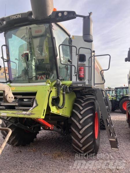 CLAAS TRION 530 Biçerdöverler
