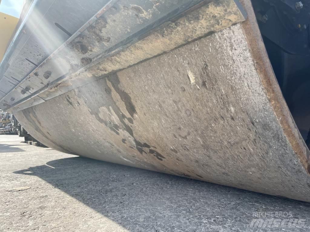 Bomag BW 213 D-5 Tek tamburlu silindirler