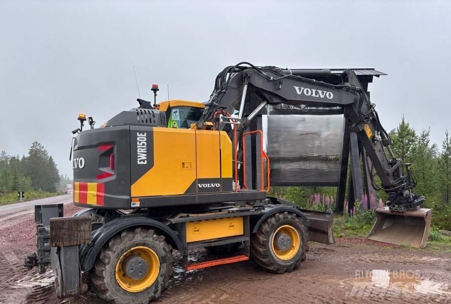 Volvo EWR 150 E Lastik tekerli ekskavatörler