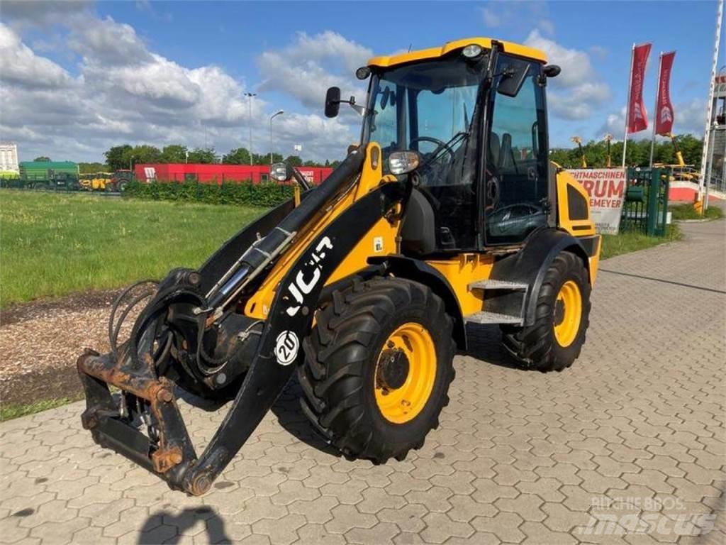 JCB 409 Tekerlekli yükleyiciler