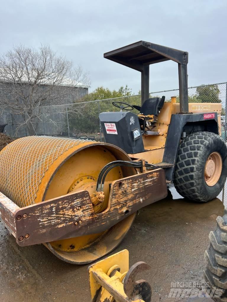 Bomag BW212D-2 Tek tamburlu silindirler