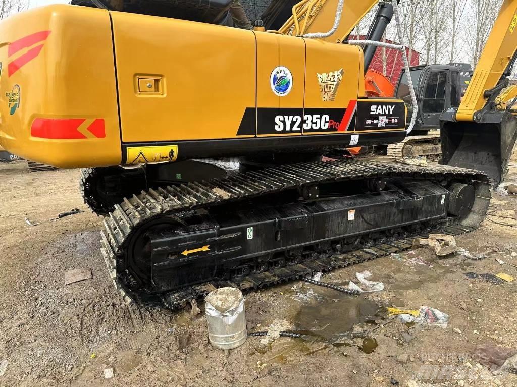 Sany SY 235 C Paletli ekskavatörler