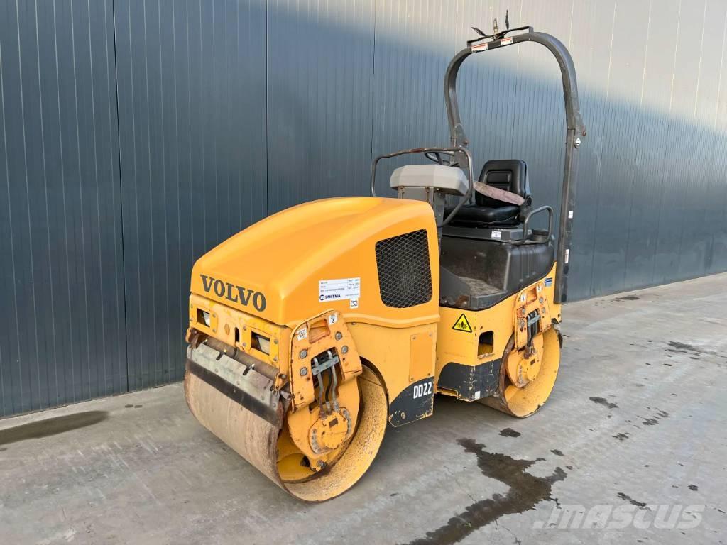 Volvo DD22 Çift tamburlu silindirler