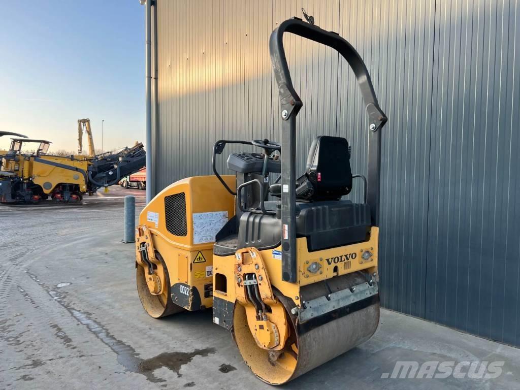 Volvo DD22 Çift tamburlu silindirler