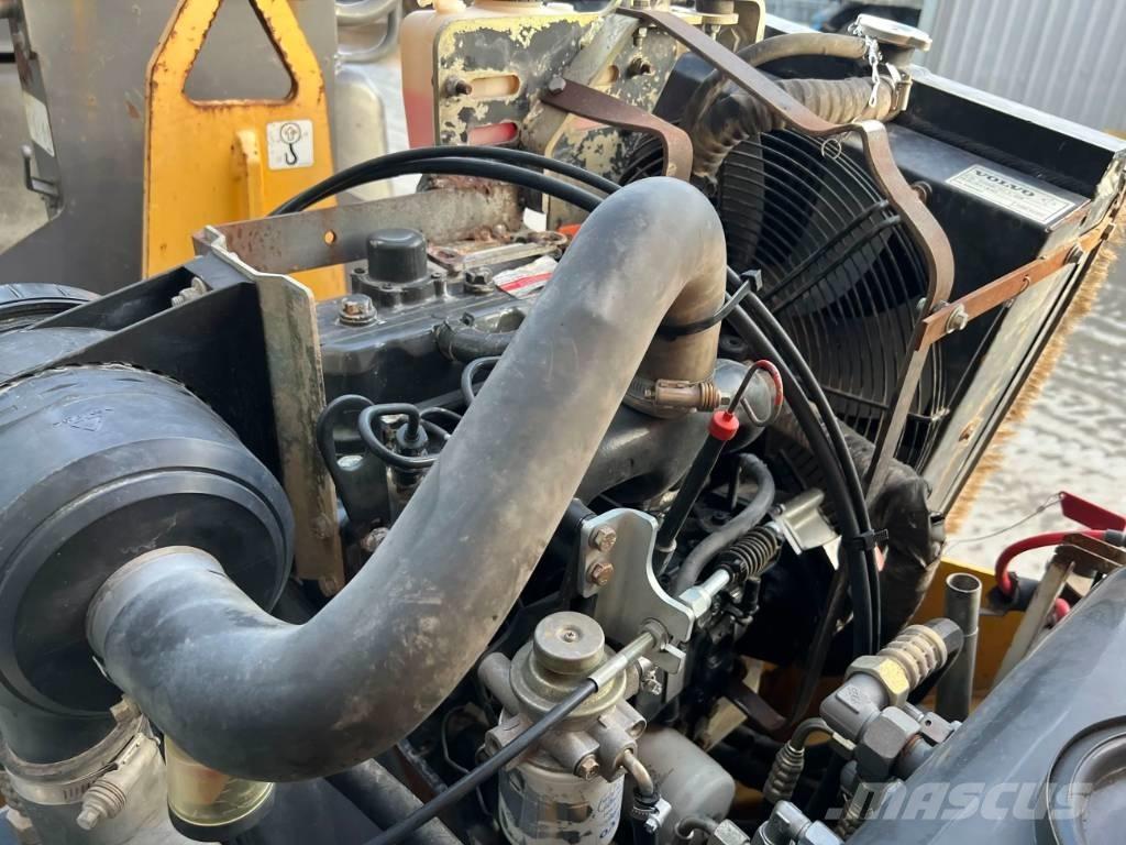 Volvo DD22 Çift tamburlu silindirler