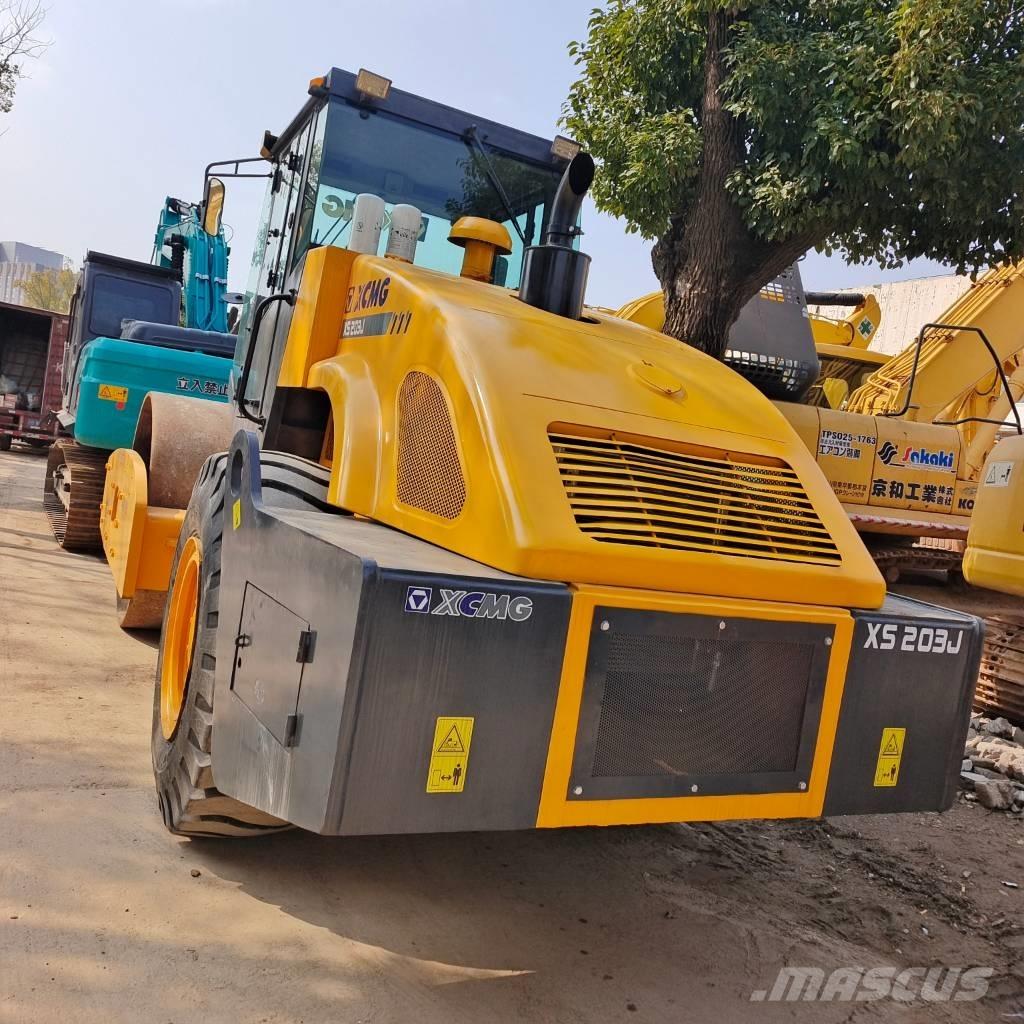 XCMG XS 203 J Tek tamburlu silindirler