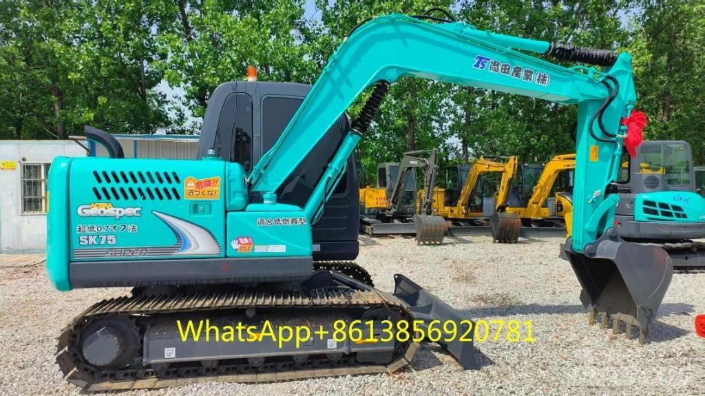 Komatsu SK75 Mini ekskavatörler, 7 tona dek