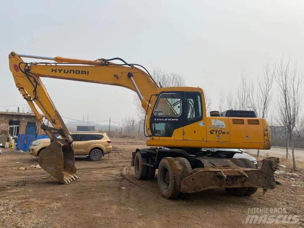 Hyundai R210WD Lastik tekerli ekskavatörler