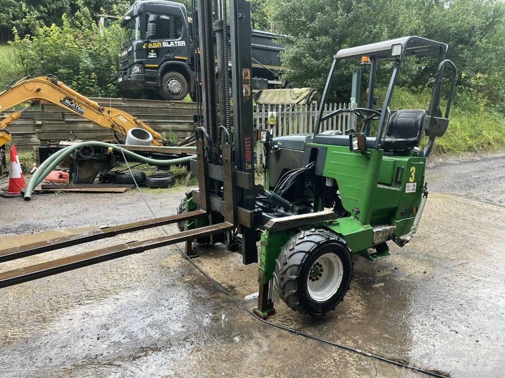 Moffett M8 Teleskobik yükleyiciler
