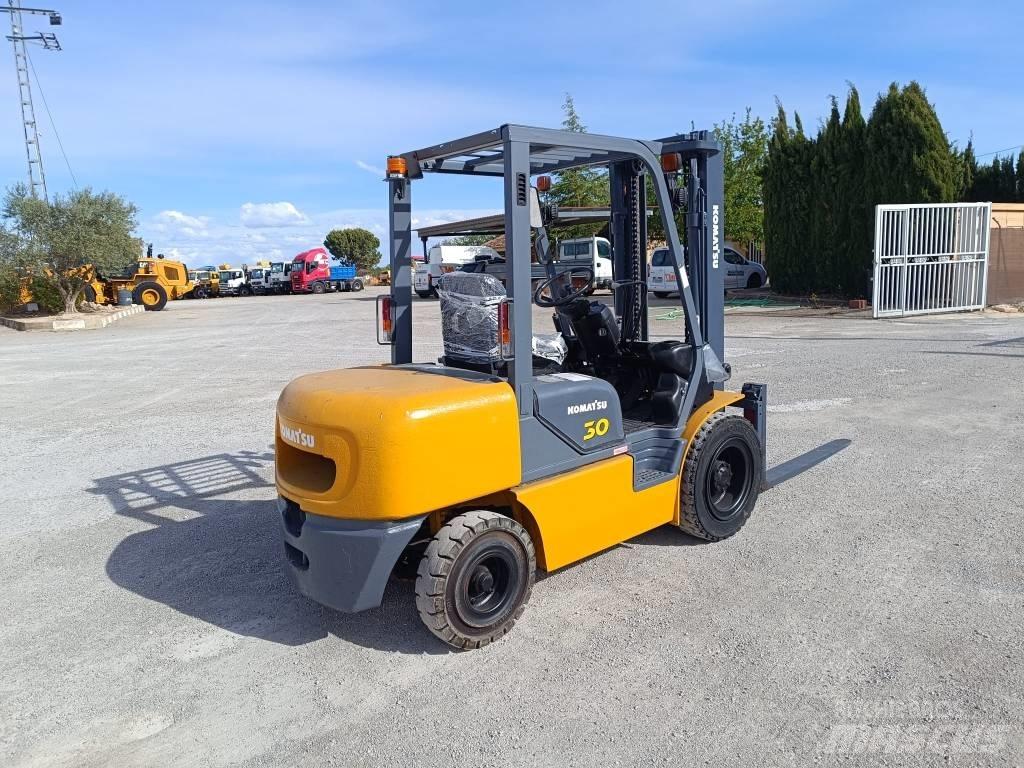 Komatsu FD30T-14 Diger