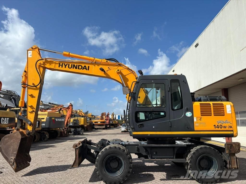 Hyundai 140W-7A Lastik tekerli ekskavatörler