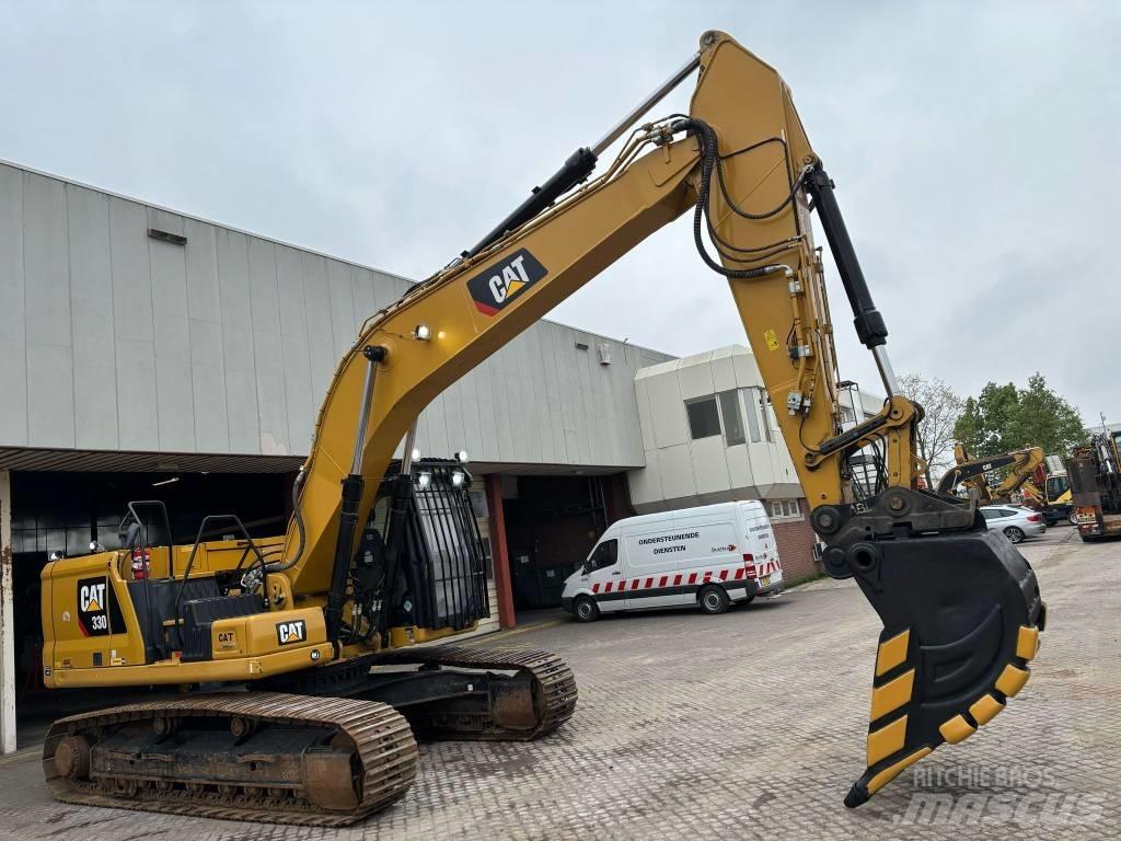 CAT 330 Paletli ekskavatörler