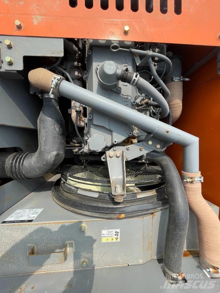 Hitachi ZX 200 Paletli ekskavatörler