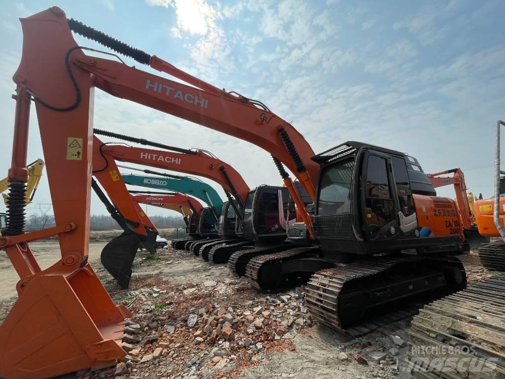 Hitachi ZX 200 Paletli ekskavatörler
