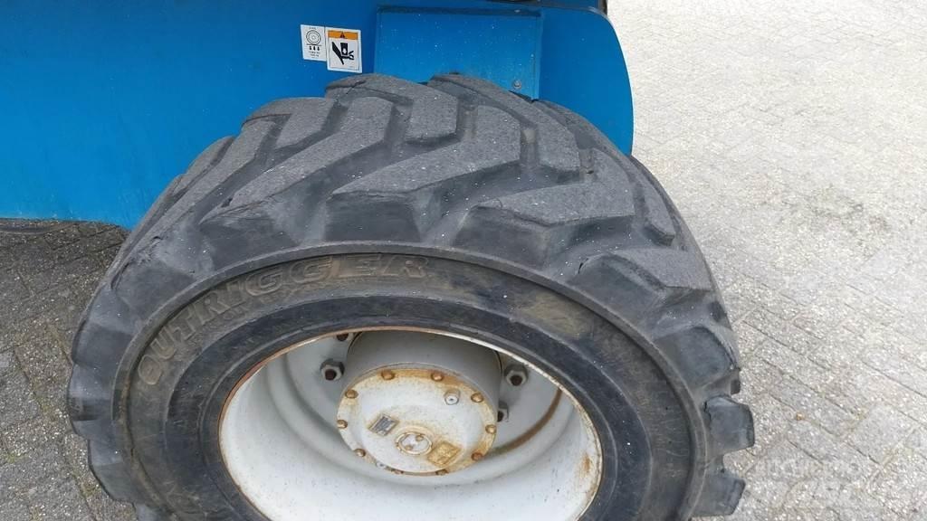 Genie S105 4X4X4 Teleskopik personel platformları