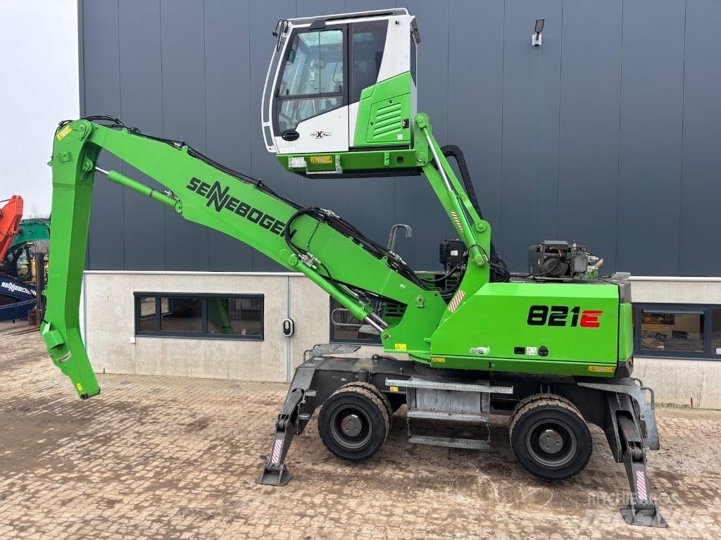 Sennebogen 821 E Atık taşıma araçları